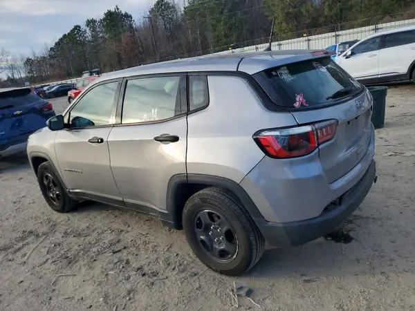3C4NJCAB6JT254823 2018 JEEP COMPASS - Image 2