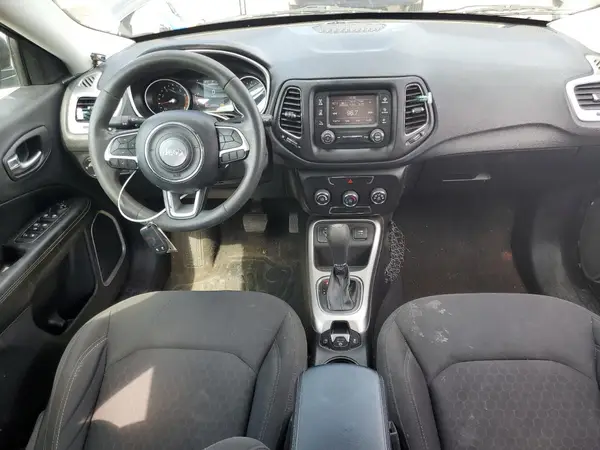 3C4NJCAB6JT267457 2018 JEEP COMPASS - Image 8