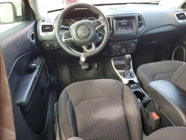 3C4NJCAB6JT267507 2018 JEEP COMPASS - Image 8