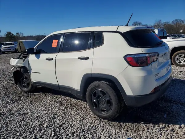 3C4NJCAB6JT318164 2018 JEEP COMPASS - Image 2