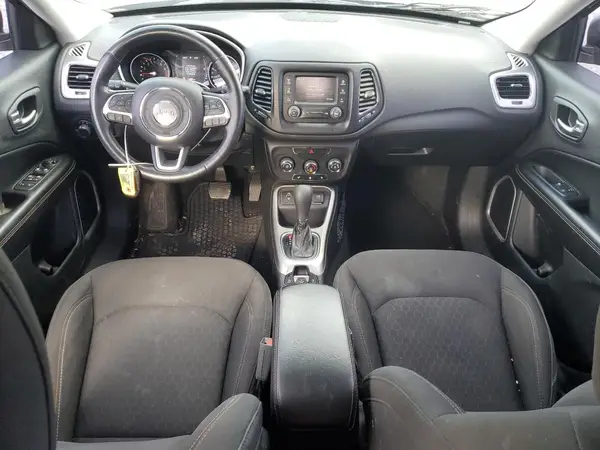 3C4NJCAB6JT410875 2018 JEEP COMPASS - Image 8