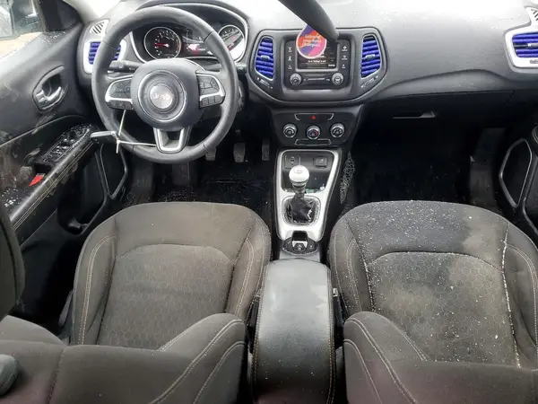 3C4NJCAB6JT439020 2018 JEEP COMPASS - Image 8