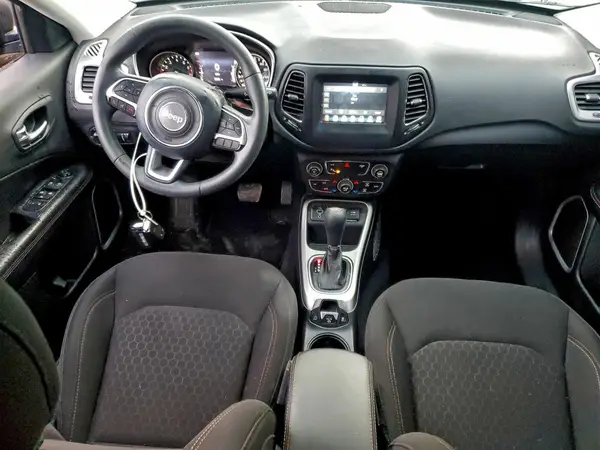 3C4NJCAB6JT462202 2018 JEEP COMPASS - Image 8