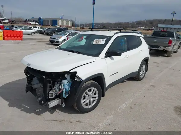 3C4NJCAB6JT468534 2018 JEEP COMPASS - Image 2