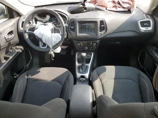 3C4NJCAB6KT819542 2019 JEEP COMPASS - Image 8