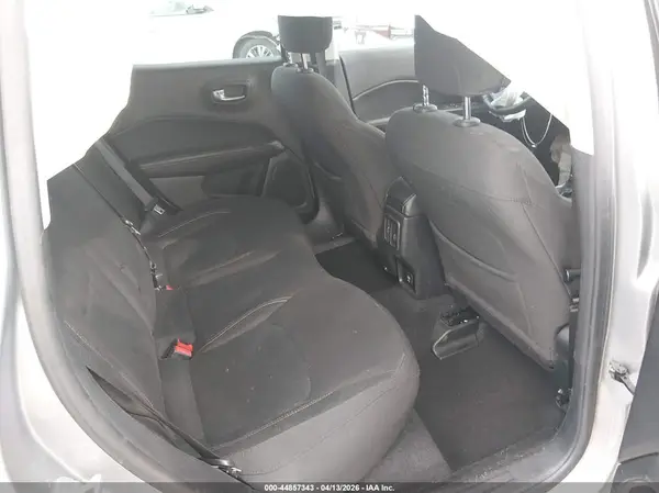 3C4NJCAB6MT560182 2021 JEEP COMPASS - Image 8