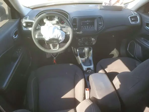 3C4NJCAB6MT560800 2021 JEEP COMPASS - Image 8
