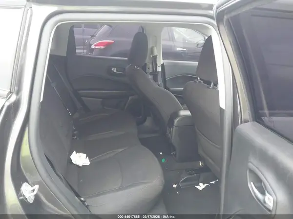 3C4NJCAB6MT573692 2021 JEEP COMPASS - Image 8