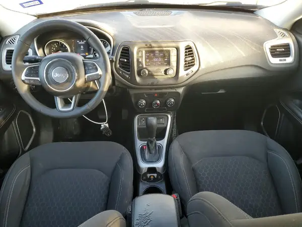 3C4NJCAB7JT123187 2018 JEEP COMPASS - Image 8