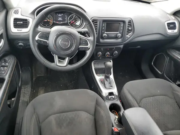 3C4NJCAB7JT136974 2018 JEEP COMPASS - Image 8