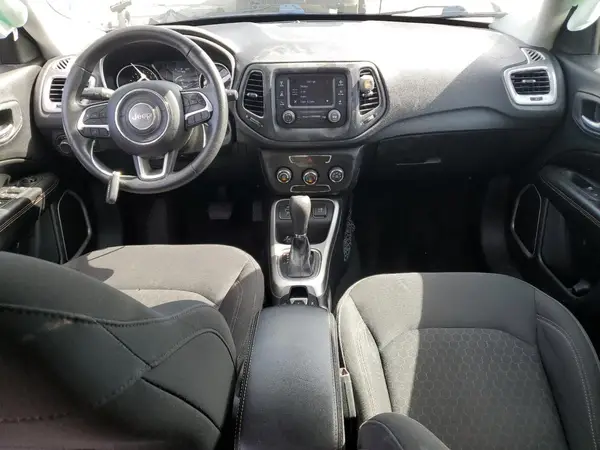3C4NJCAB7JT140622 2018 JEEP COMPASS - Image 8