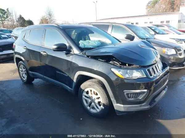 3C4NJCAB7JT204125 2018 JEEP COMPASS - Image 1