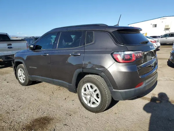 3C4NJCAB7JT250795 2018 JEEP COMPASS - Image 2
