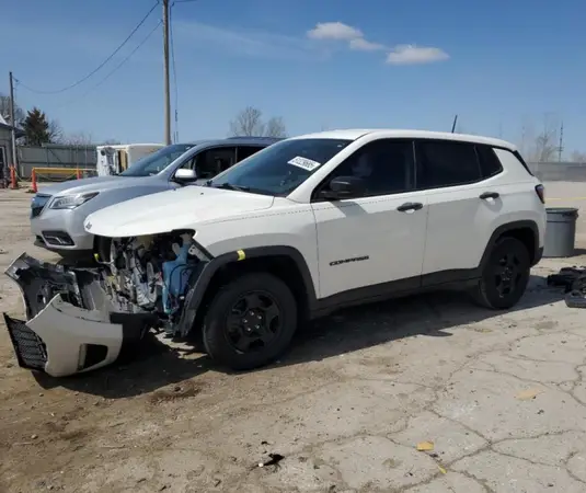 3C4NJCAB7JT271629 2018 JEEP COMPASS - Image 1