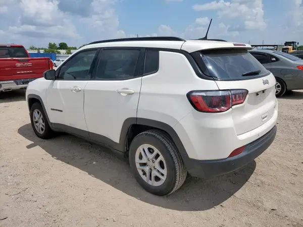 3C4NJCAB7JT286177 2018 JEEP COMPASS - Image 2