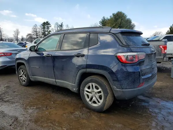 3C4NJCAB7JT286308 2018 JEEP COMPASS - Image 2