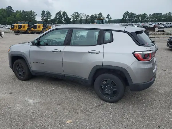 3C4NJCAB7JT308890 2018 JEEP COMPASS - Image 2