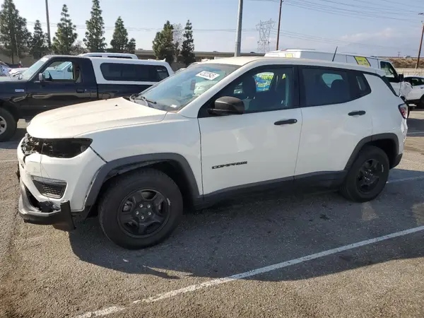 3C4NJCAB7JT368894 2018 JEEP COMPASS - Image 1