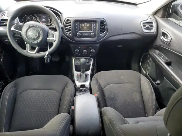 3C4NJCAB7JT461057 2018 JEEP COMPASS - Image 8