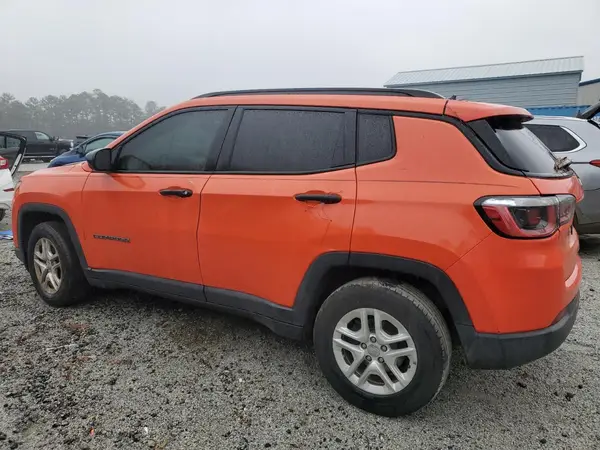 3C4NJCAB7JT468011 2018 JEEP COMPASS - Image 2