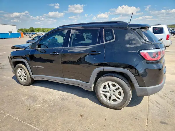 3C4NJCAB7JT500049 2018 JEEP COMPASS - Image 2