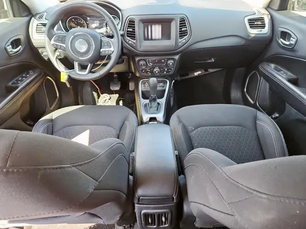 3C4NJCAB7JT500049 2018 JEEP COMPASS - Image 8