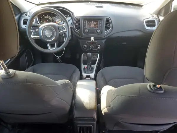 3C4NJCAB7JT502643 2018 JEEP COMPASS - Image 8