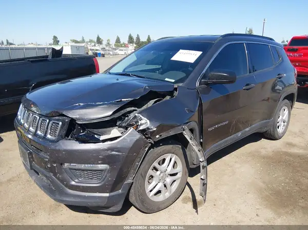 3C4NJCAB7KT614702 2019 JEEP COMPASS - Image 2