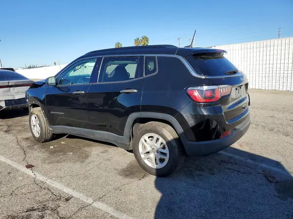3C4NJCAB7KT743703 2019 JEEP COMPASS - Image 2
