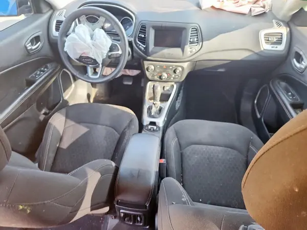 3C4NJCAB7LT253005 2020 JEEP COMPASS - Image 8