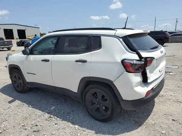 3C4NJCAB7LT256955 2020 JEEP COMPASS - Image 2