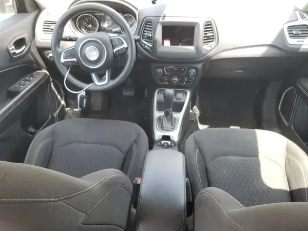 3C4NJCAB7LT256955 2020 JEEP COMPASS - Image 8