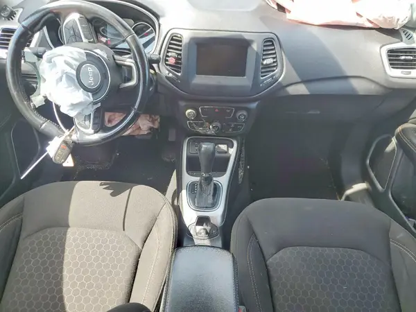 3C4NJCAB7MT518345 2021 JEEP COMPASS - Image 8