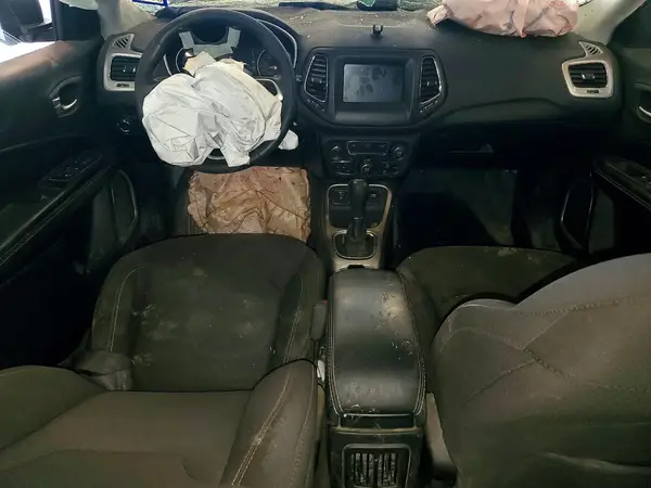 3C4NJCAB7MT560434 2021 JEEP COMPASS - Image 8