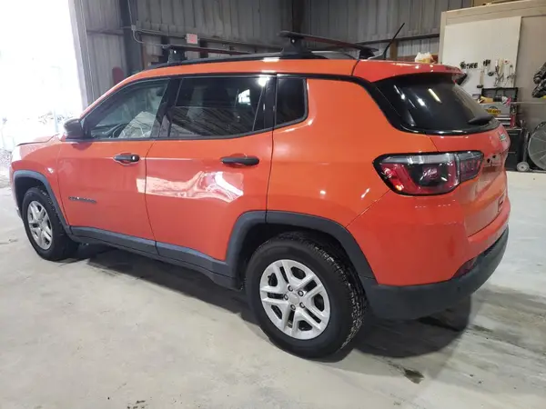3C4NJCAB8HT643442 2017 JEEP COMPASS - Image 2