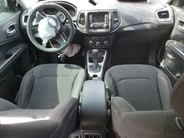 3C4NJCAB8HT668342 2017 JEEP COMPASS - Image 8