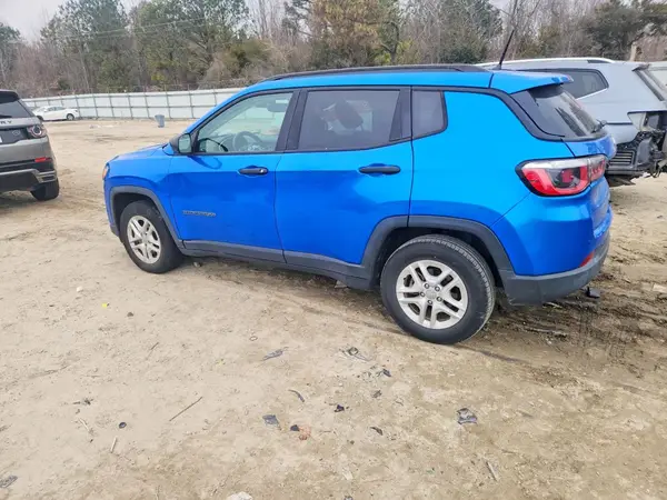 3C4NJCAB8HT672939 2017 JEEP COMPASS - Image 2