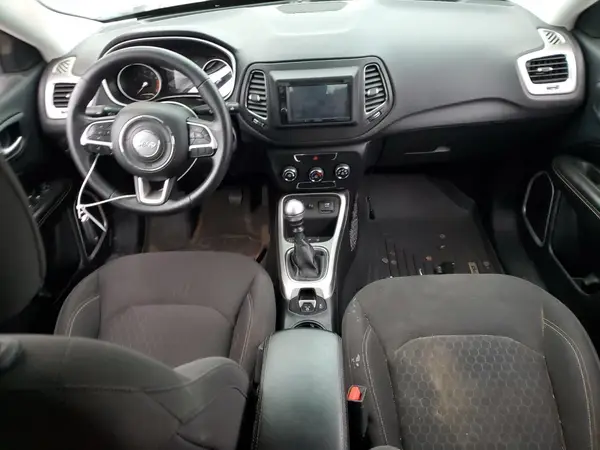 3C4NJCAB8HT672942 2017 JEEP COMPASS - Image 8