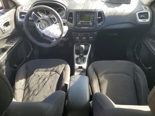 3C4NJCAB8JT182216 2018 JEEP COMPASS - Image 8