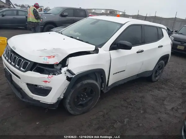 3C4NJCAB8JT250112 2018 JEEP COMPASS - Image 2