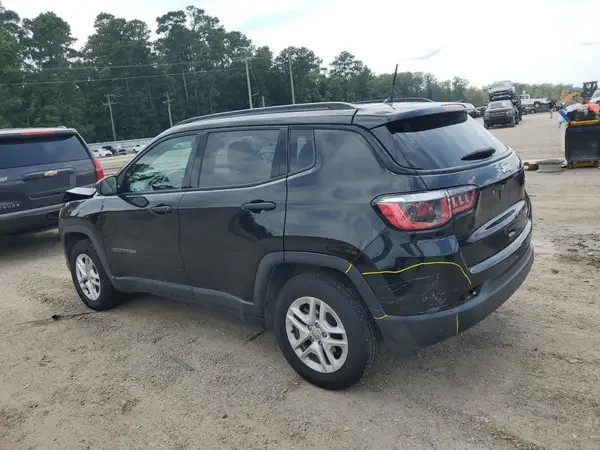 3C4NJCAB8JT255066 2018 JEEP COMPASS - Image 2
