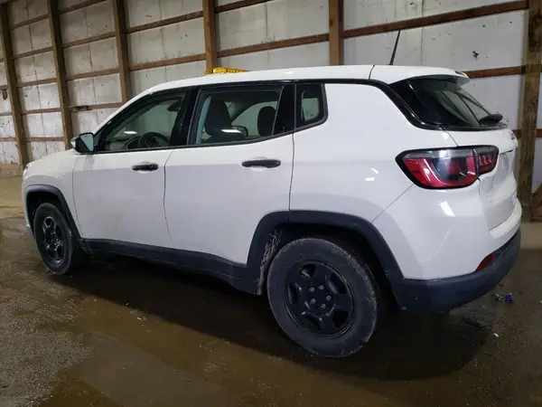 3C4NJCAB8JT489238 2018 JEEP COMPASS - Image 2
