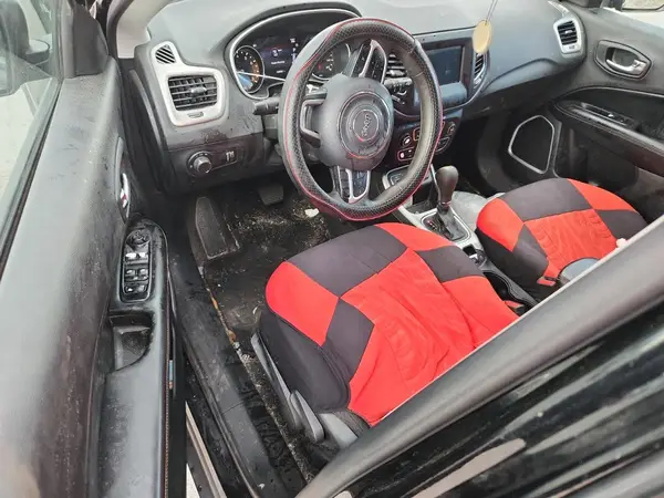 3C4NJCAB8KT615860 2019 JEEP COMPASS - Image 8