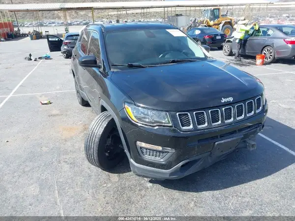 3C4NJCAB8KT652360 2019 JEEP COMPASS - Image 1