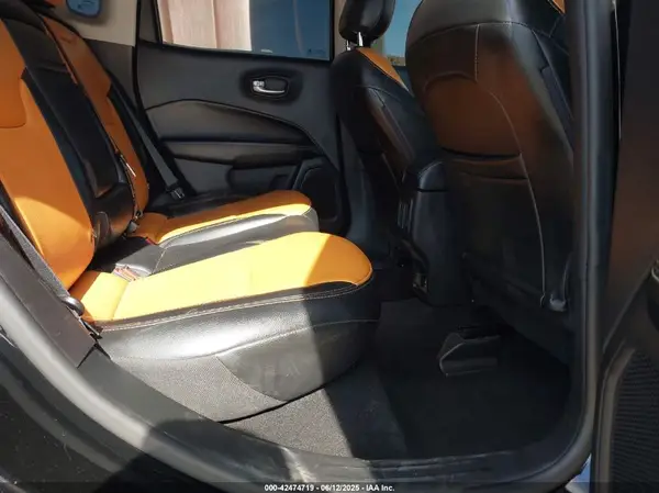 3C4NJCAB8KT652360 2019 JEEP COMPASS - Image 8