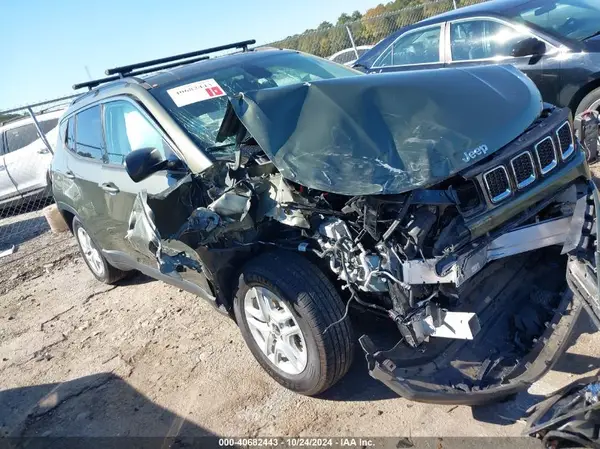 3C4NJCAB8KT658515 2019 JEEP COMPASS - Image 1