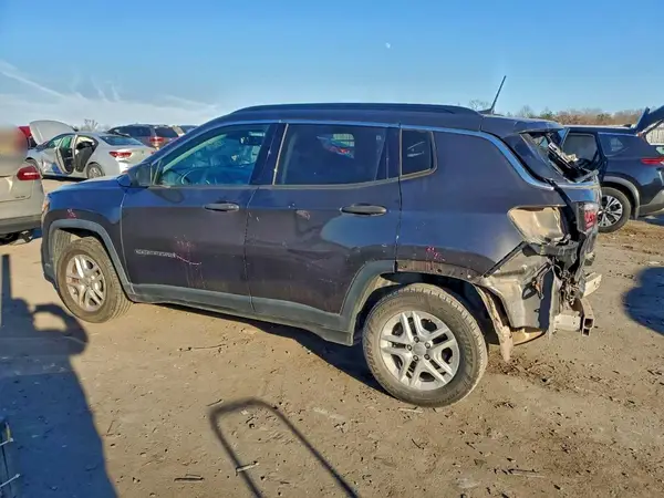 3C4NJCAB8KT726733 2019 JEEP COMPASS - Image 2