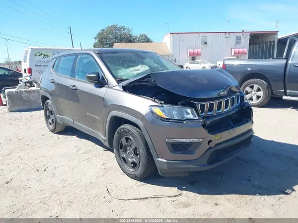 3C4NJCAB8KT809675 2019 JEEP COMPASS - Image 1