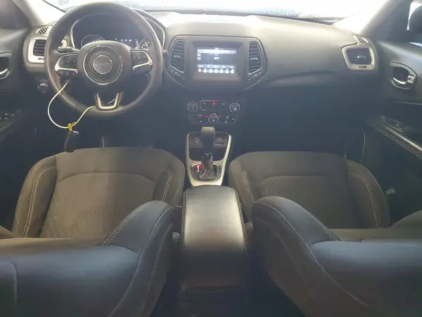 3C4NJCAB8KT832583 2019 JEEP COMPASS - Image 8