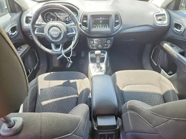3C4NJCAB8LT253031 2020 JEEP COMPASS - Image 8